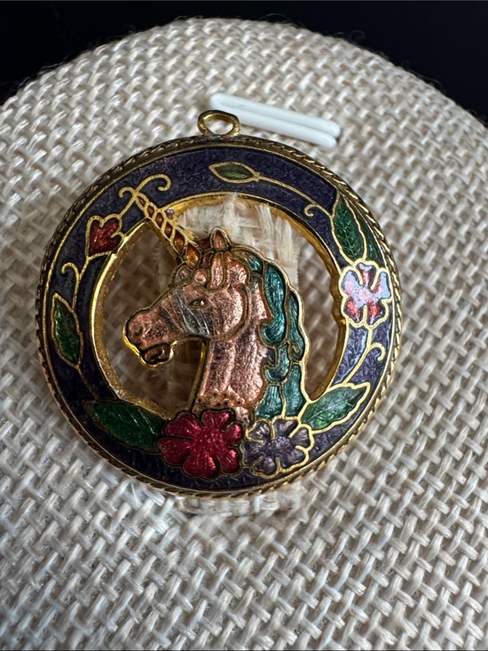 SPI San Pacific International Jewelry - VTG SPI Cloisonne Enamel Unicorn Pendant Brass 1980s Mythical Boho